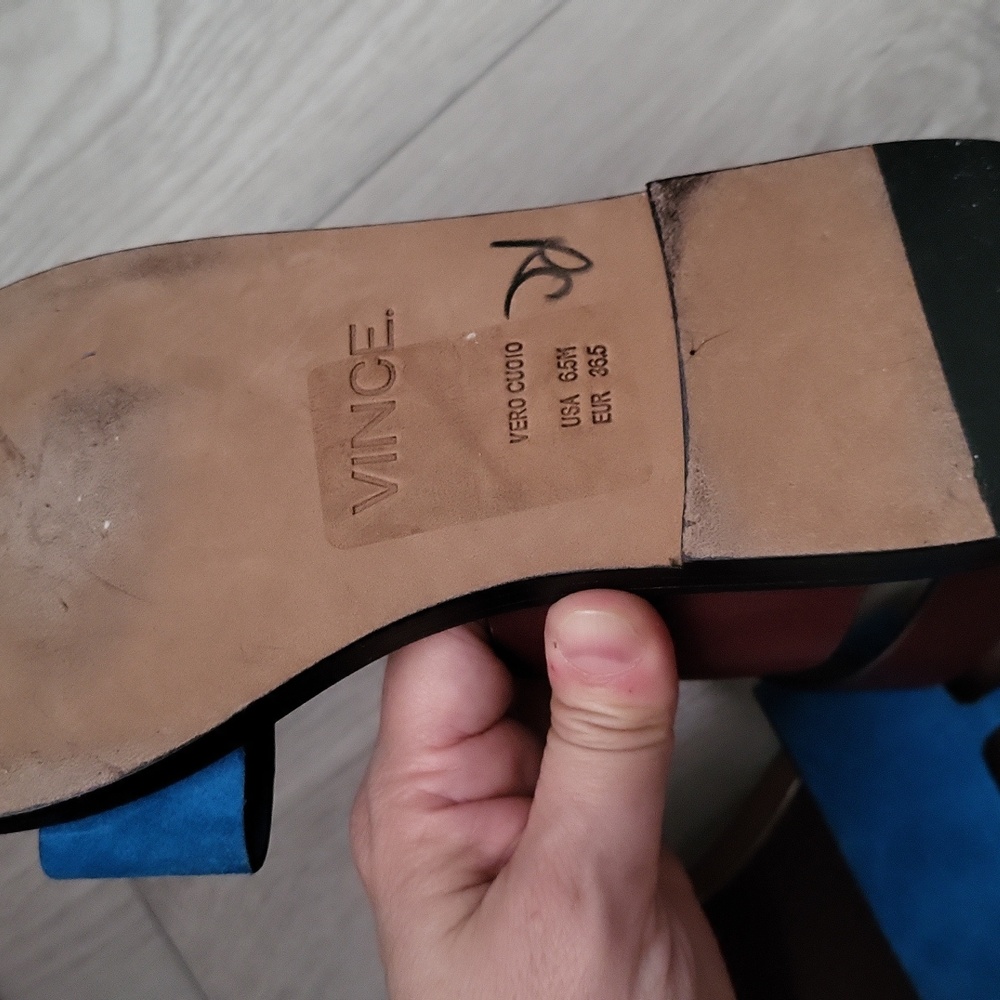 Vince Two-Tone Brown and Blue Leather Flat Sandals - Picture 3 of 4